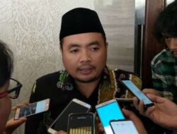 KPU Memfasilitasi Puluhan Personel Polisi sebagai Pengawal untuk Setiap Capres dan Cawapres