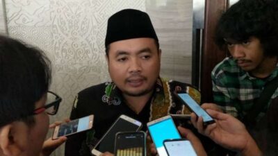 KPU Memfasilitasi Puluhan Personel Polisi sebagai Pengawal untuk Setiap Capres dan Cawapres