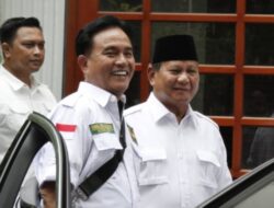 Yusril Menyatakan Sulit Memenuhi Gugatan Kubu Anies dan Ganjar di MK