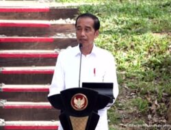 Jokowi memberi izin kepada Mahfud dan Prabowo untuk cuti kampanye Pilpres 2024