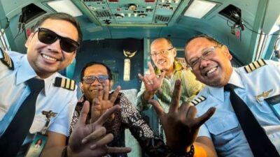 TPN menegaskan bahwa pose 3 jari Mahfud dengan pilot Garuda bukanlah kampanye