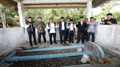 Kunjungan Mahfud MD ke Makam Ulama Tengku Pasi dalam Kampanye di Sabang, Aceh