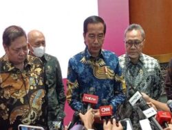 Jokowi Membahas Pengiriman Surat Suara Pemilu 2024 yang Dipercepat ke Taipei