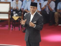 Anies Baru Sadar Ganti Doa di Debat Capres dengan Mengheningkan Cipta: Takut Amin?