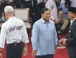 Prabowo Tidak Khawatir Meski Anies Membawa Ayah Harun Al Rasyid ke Debat Capres TKN