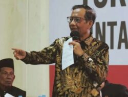 Kelakar Mahfud MD Tentang Debat yang Bukan Ujian Disertasi