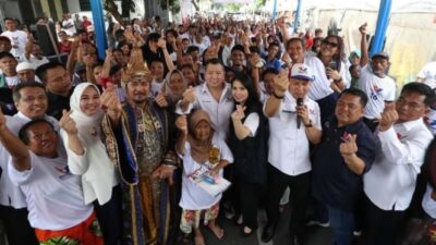 Hary Tanoe dan Liliana Gelar Bazar dan Cek Kesehatan Gratis untuk Warga Perindo, Didoa