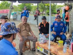 Dadang Kunjungi Tim SAR di Pantai Pangandaran