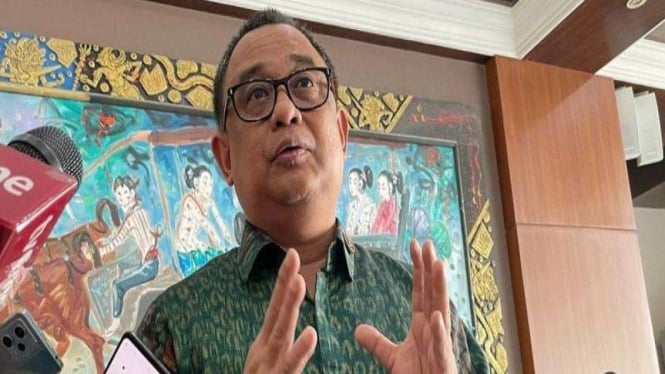 Jokowi Memilih Juri Ardiantoro dan Grace Natalie sebagai Stafsus Presiden