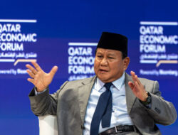 Prabowo Subianto Delivers Insightful Speech on Democracy at Qatar Economic Forum and Earns Applause