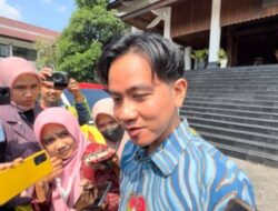 Gibran Menolak Memberikan Tanggapan terhadap Mundurnya Airlangga sebagai Ketua Umum Golkar