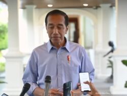 Jokowi Mengisyaratkan Akan Merombak Kabinet Kembali