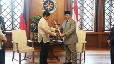 Prabowo Subianto Holds Meeting with President Marcos Jr. in the Philippines, Pledges to Enhance Asian Friendship