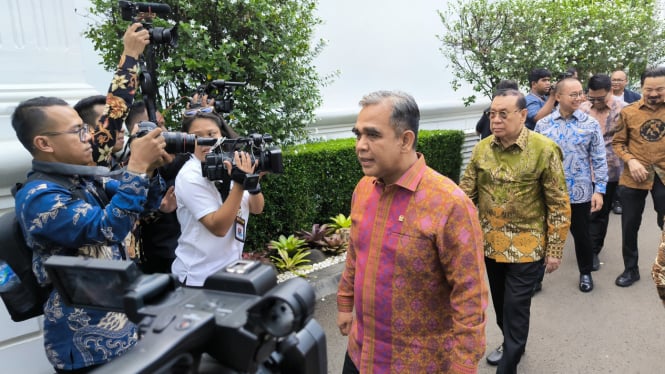 Pimpinan MPR Bertemu dengan Jokowi di Istana dan Menyerahkan Undangan Pelantikan Prabowo-Gibran