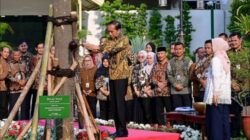 Jokowi Mengatakan Kepada Para Menterinya agar Selalu Terbuka Jika Ingin Berkunjung ke Solo