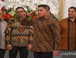 Apa Status Mayor Teddy Sebagai Prajurit TNI Setelah Menjadi Seskab?