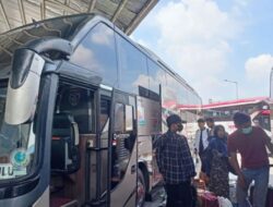 Penumpang Terminal Pulogebang Meningkat saat Libur Isra Miraj-Imlek