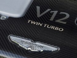 Aston Martin: Peraturan Emisi dan Dampak pada Mesin V-12