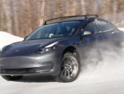 Tesla Model 3 Memecahkan Rekor Rally Course