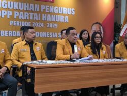 Eks Menkumham, Mantan Wakil Ketua DPR F-Demokrat dan Eks Ketum Nasdem: Profil dan Karir
