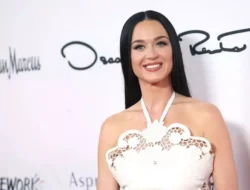 Katy Perry: Peserta Misi Wisata Luar Angkasa
