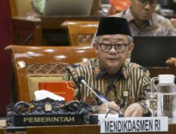 Panggilan DPR terhadap Mendikdasmen terkait Putusan MK Pendidikan Gratis