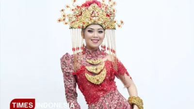 Perjalanan Oktia Wulandari: Catwalk ke Dunia Perbankan