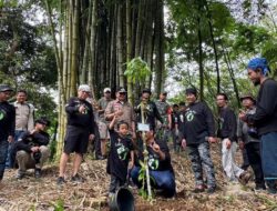 Penanaman Pohon oleh Yayasan Paseban dan Arista Montana: Komitmen terhadap Pelestarian Alam Megamendung