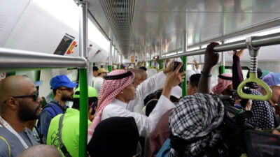 Uji Coba Kendaraan Listrik Khusus Haji di Mina: Pengalaman Eksklusif
