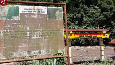 Gubernur Sumbar Mendukung Penutupan 9 Lokasi Ilegal di TWA Mega Mendung