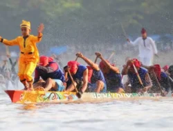 Mengenal Pacu Jalur: Fenomena Balap Perahu Tradisional Riau