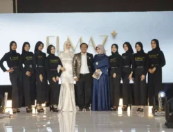 Fashion Show Elegan Hijab di 3rd Anniversary Elmaz Hijab Modeling School