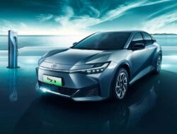 Toyota Terkejut dengan Kecepatan Pengembangan Mobil Listrik BYD