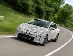 Kia EV4 Mencatat Rekor 9.977 Km di Nurburgring, Baterai Tak Mati