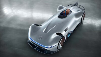 Rahasia Kehebatan Mercedes Silver Arrow 750 HP