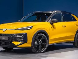 Volkswagen T-Roc Baru: Golf SUV Era Baru