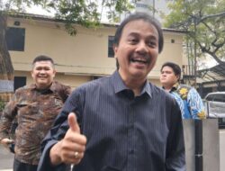 Roy Suryo Cs Minta Audiensi Bahas Ijazah Jokowi dan Gibran