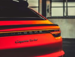SUV Paling Dinantikan dari Porsche: Tidak Bertenaga Listrik