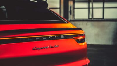 SUV Paling Dinantikan dari Porsche: Tidak Bertenaga Listrik