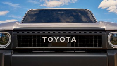 Toyota Siapkan RAV4 dan Land Cruiser Listrik